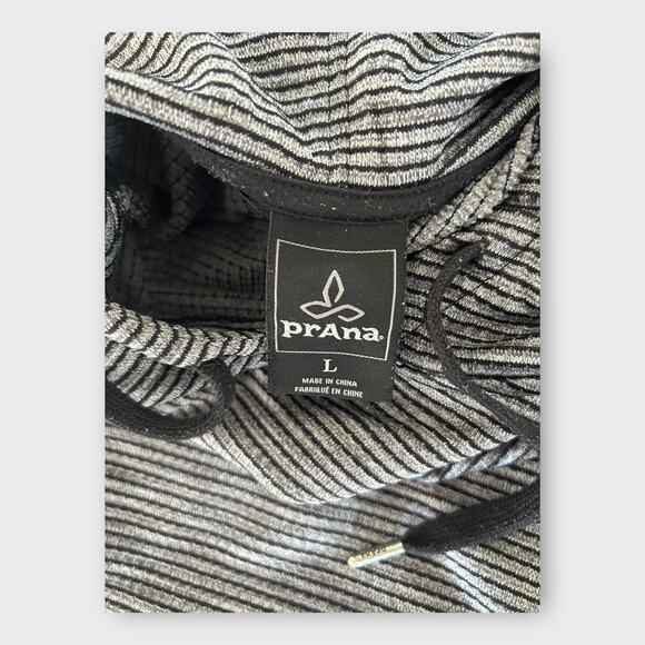 Womens PrAna Striped Hoodie Sweatshirt sz Large Black Gray Stripes Gorpcore Cozy - Picture 7 of 9